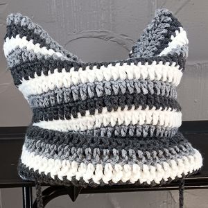 Kitty beanie hat